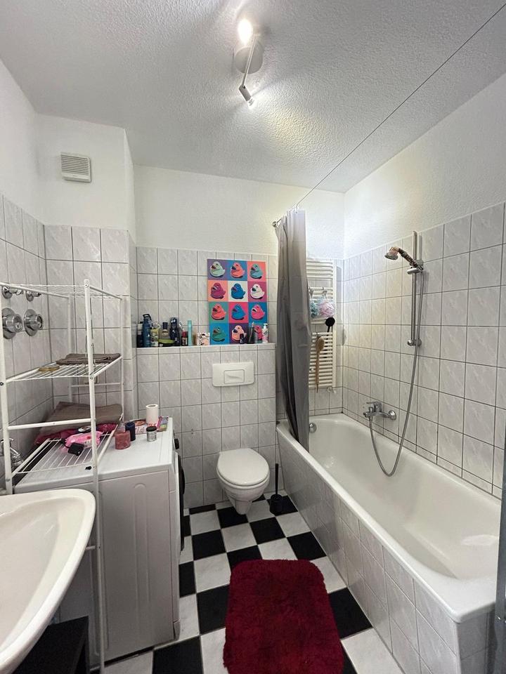 Deine neue Wohnung 2 ZKB + Balkon im 1. OG – Bild 5