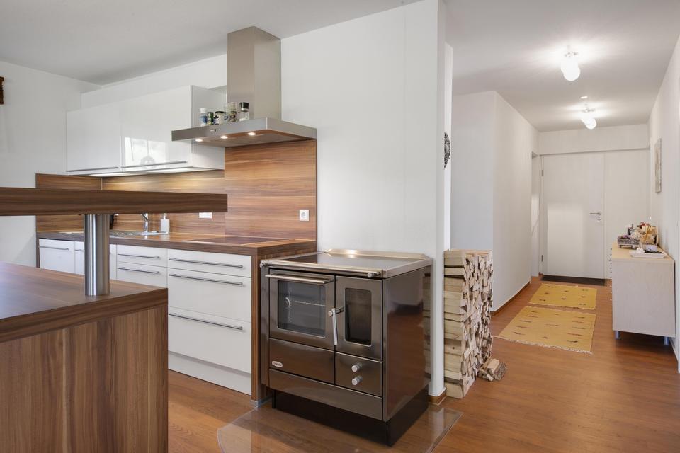 Besonderes Anwesen in Alleinlage mit Bergsicht – voll erschlossen, sofort rentabel, erweiterbar – Bild 10