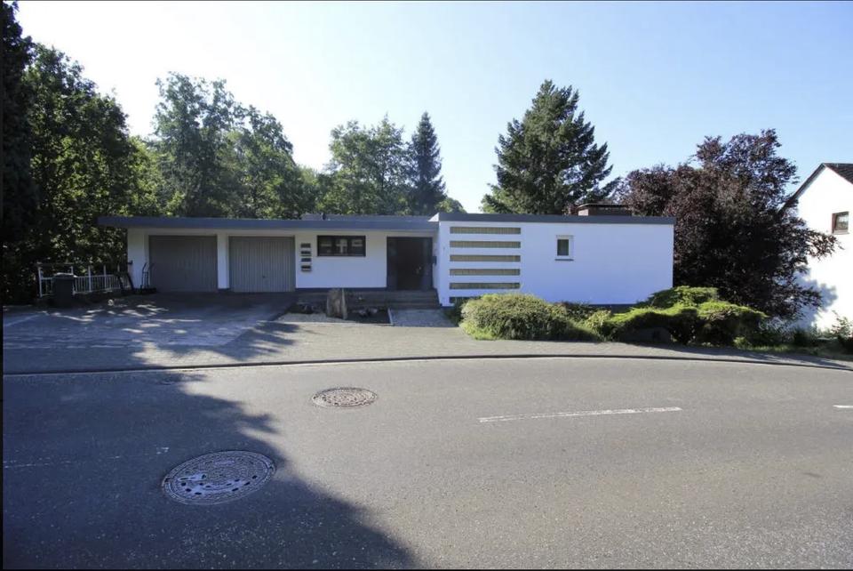 Wohnung wie ein eigenes Haus in Göttschied 180 qm - Einbauküche – Bild 11