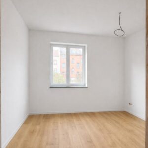 Erstbezug nach Kernsanierung 2 Zimmer + große Küche + Duschbad + Keller