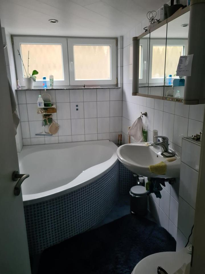 4-Zimmer Erdgeschoss-Wohnung mit Terrasse in Weissach – Bild 3