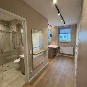 Erstbezug 2026 | Designer-Küche | Balkon | Ankleide | ruhig | teilmöbliert | mit Anmeldung