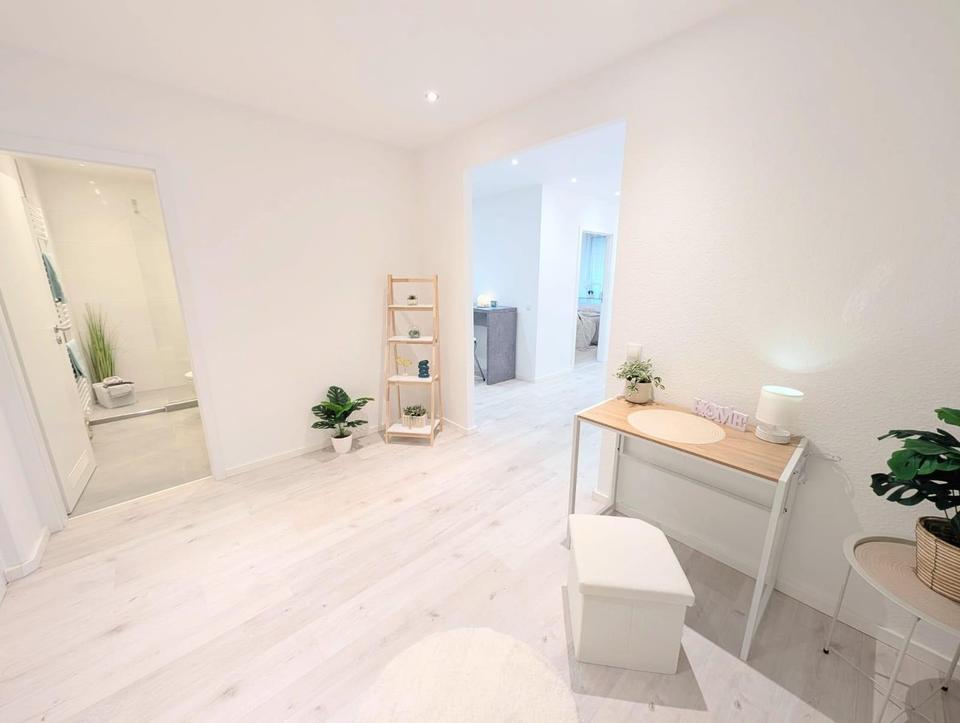 Provisionsfrei | Helle 2-Zimmer-Wohnung | Erstbezug nach Komplettsanierung | barrierefrei – Bild 11