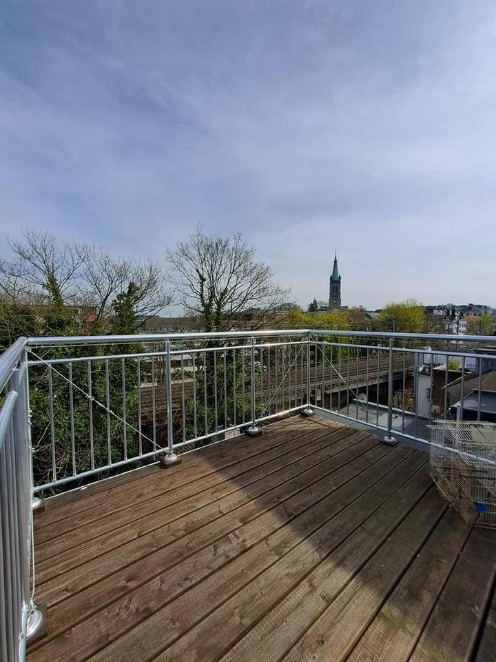 Von Privat: tolle Loft-ähnliche Maisonettewohnung mit Dachterrasse – Bild 4