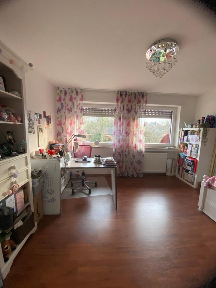 Charmantes Reihenhaus (5Z, neue EKB, 2 Bäder, GästeWC, Garten, Garage – Bild 5