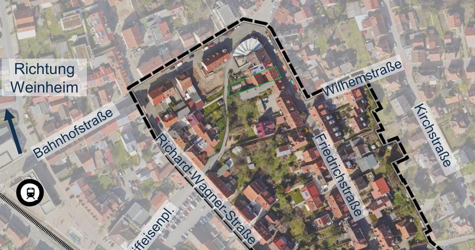 Großes Grundstück, Haus und Scheuer mit Ausbaupotential – Bild 2