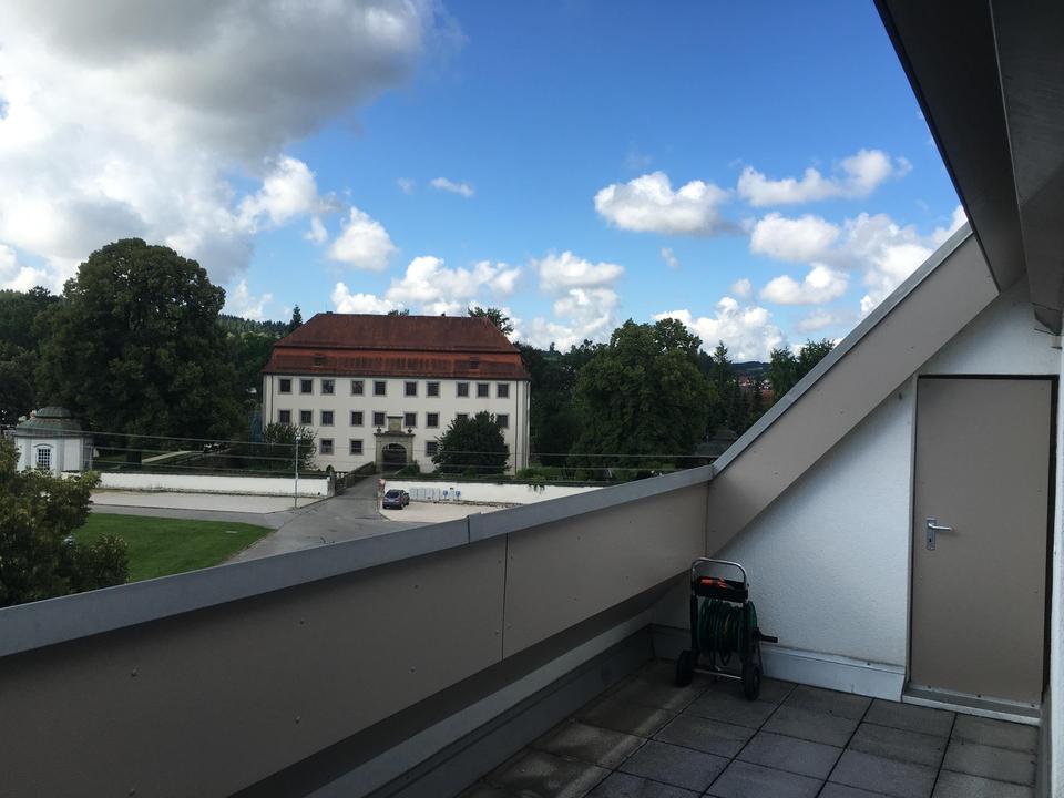 Bezugsfertige Penthouse-Maisonette-Wohnung im Herzen von Geislingen – Bild 2