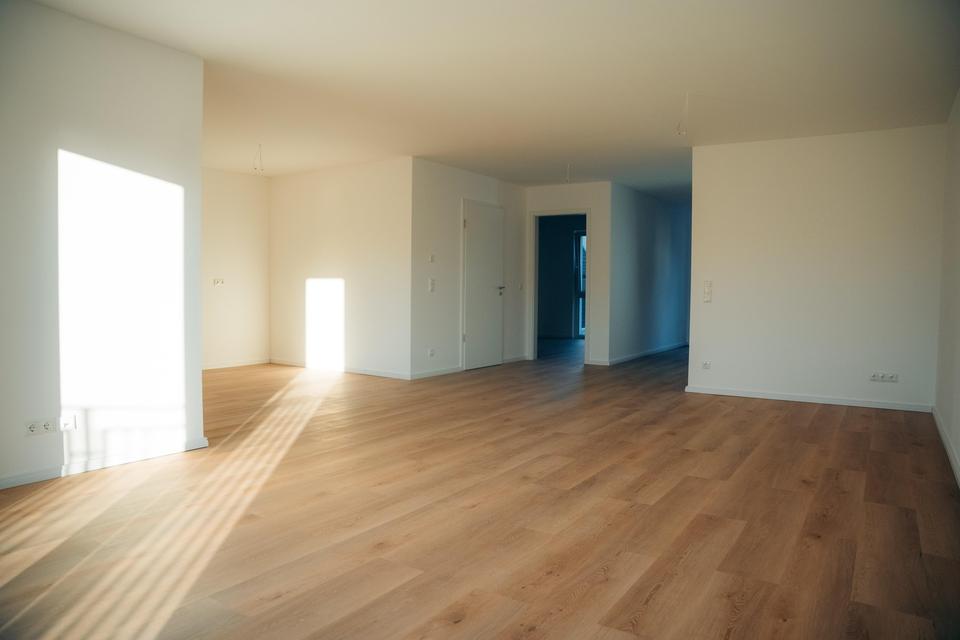 Moderne Neubauwohnung mit Balkon in zentraler Osnabrücker Lage – Bild 5