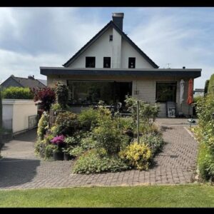 Haus mit großem Garten