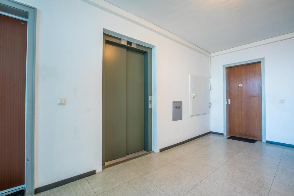 helle und großzügige Wohnung mit Traumblick – Bild 15