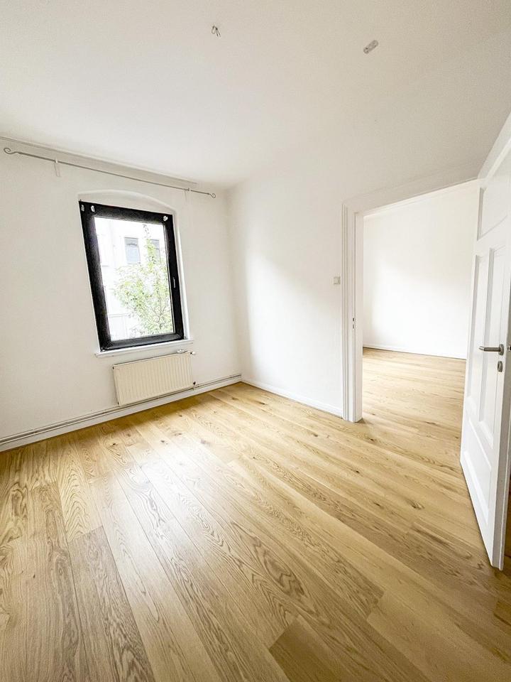 Liebevoll gepflegtes Gründerzeithaus mit 12-Parteien – 720 m² – Bild 8