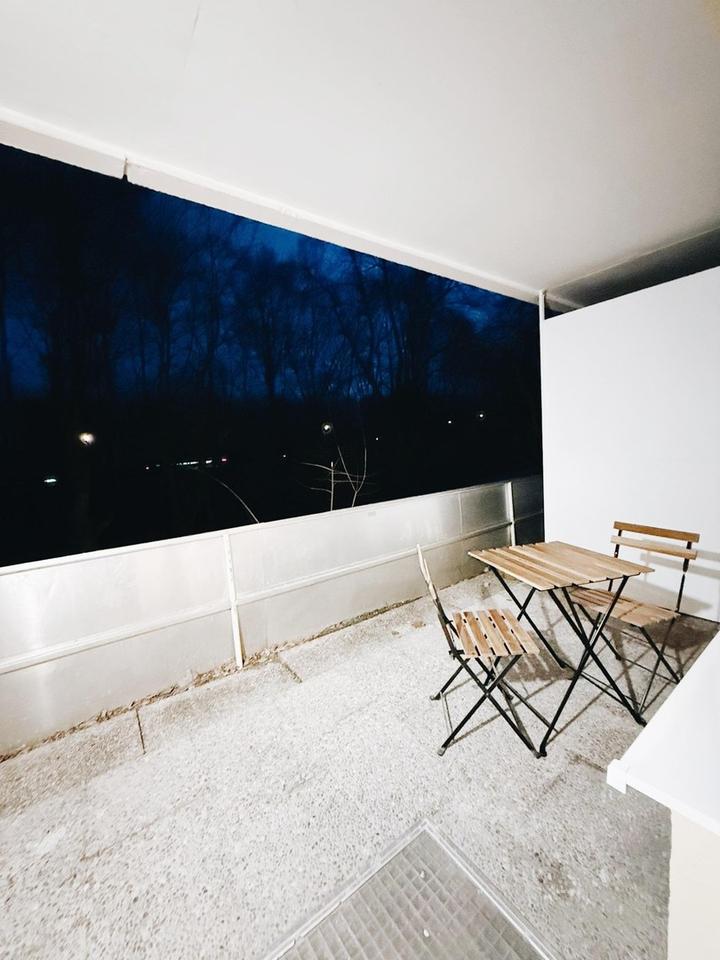 Helles Apartment mit Terase (Frisch saniert + Vollmöbliert) – Bild 6