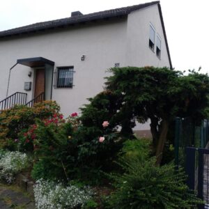 Von Privat: Familienfreundliches Einfamilienhaus Oberursel-Stierstadt