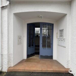 Provisionsfrei - Repräsentative Büro- oder Praxisräumlichkeiten im stillvollen Altbau Erdgeschoss