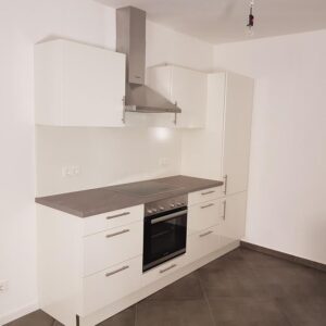 Ab 01.05. kernsanierte moderne 1-Zimmerwohnung ruhige Altstadtlage ohne Stellplatz