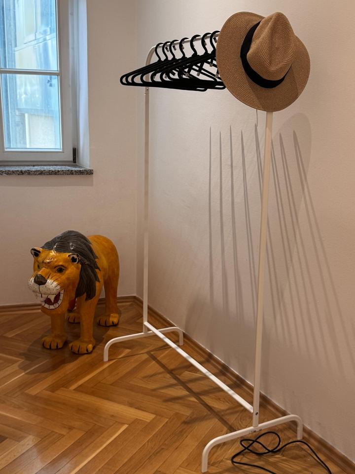 Jugendstil in perfekter Lage (möbliert zur Untermiete) – Bild 9