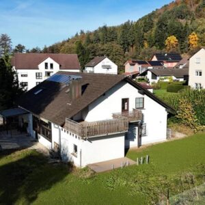 Großzügiges Wohnen in ruhiger Lage – Haus mit Garten in Lahr