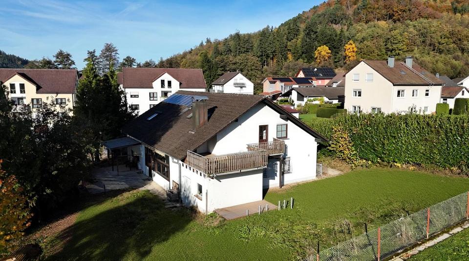 Großzügiges Wohnen in ruhiger Lage – Haus mit Garten in Lahr