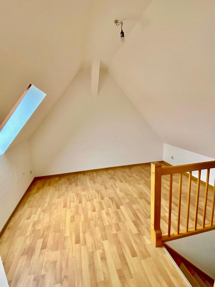 Helle 4 Zimmer DG-Wohnung in Stuttgart Ost – Bild 5