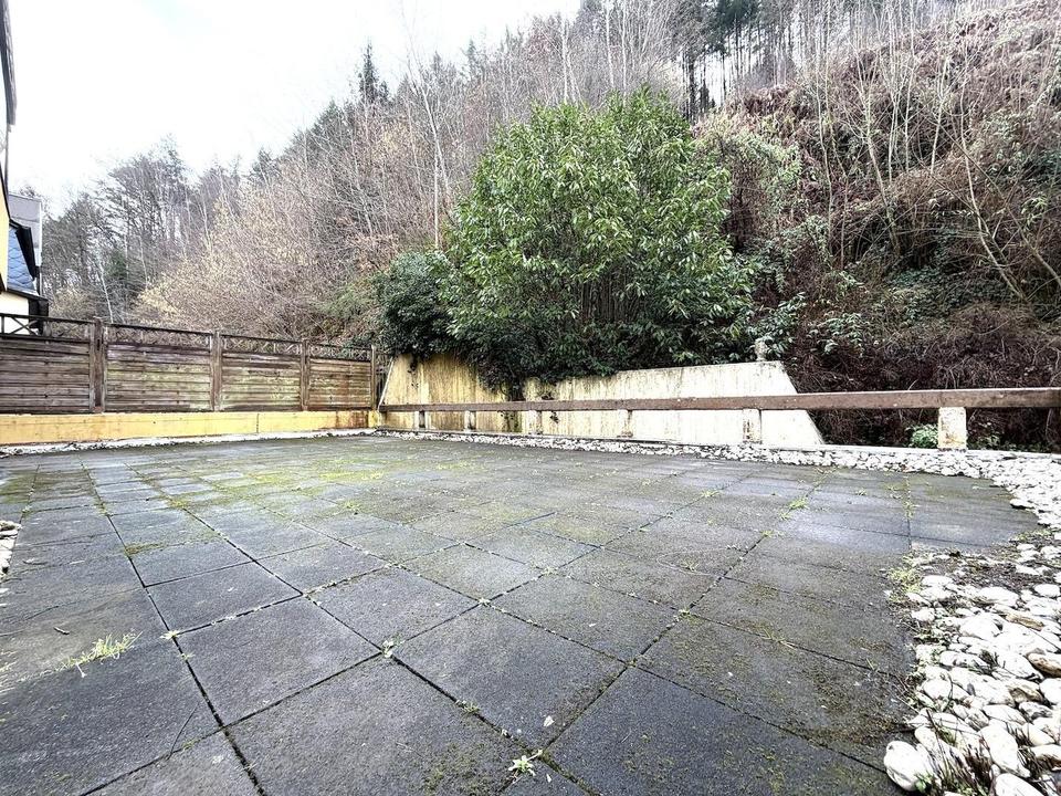 Modernes, großes, vielseitiges Haus inkl. Garage * in Kordel – Bild 26