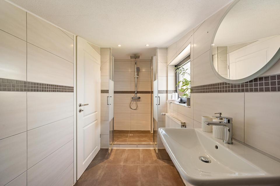 Doppelhaushälfte mit großem Grundstück in wunderbarer Lage in Offenbach Tempelsee – Bild 7