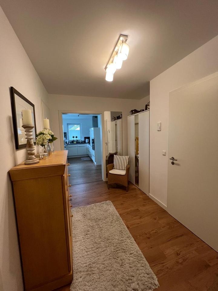 Moderne 3-Zimmer-Neubauwohnung mit Garten im Erdgeschoss – Bild 8