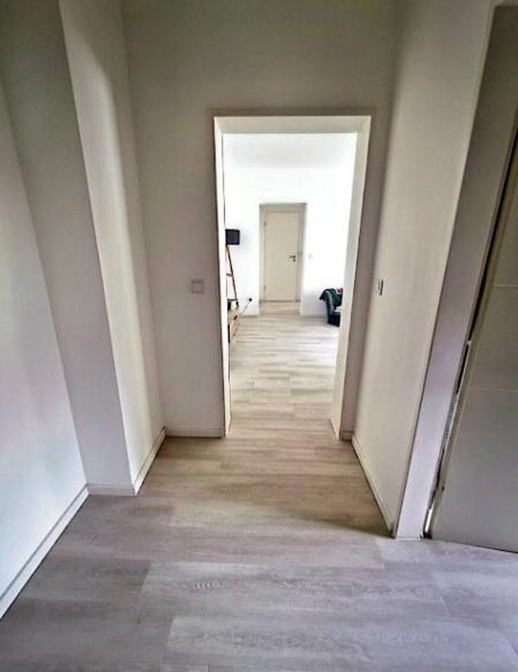 2-Zimmer-Wohnung mit Balkon u. guter Verkehrsanbindung – Bild 7