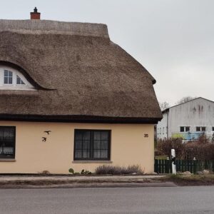 Einfamilienhaus / Doppelhaushälfte mit 1813qm Eigentumsgrundstück