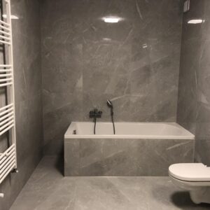 Exklusive 3-Zimmer Erdgeschoss Wohnung mit Terrasse! Im Kernsaniert Mehrfamilienhaus