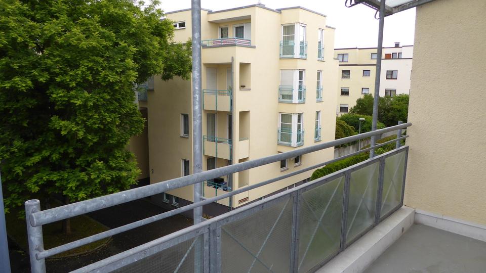 Charmante 3-Zimmer-Wohnung mit Balkon und Außenstellplatz in Fellbach-Schmiden – Bild 11