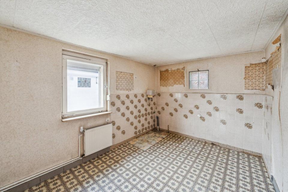 2-Familienhaus mit flexiblen Nutzungsmöglichkeiten – Bild 8