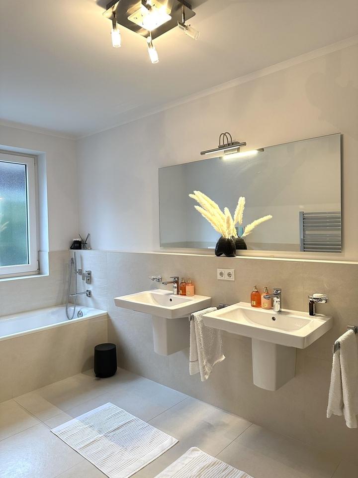 Luxuriöse, helle 3-Zimmer Wohnung – Bild 7