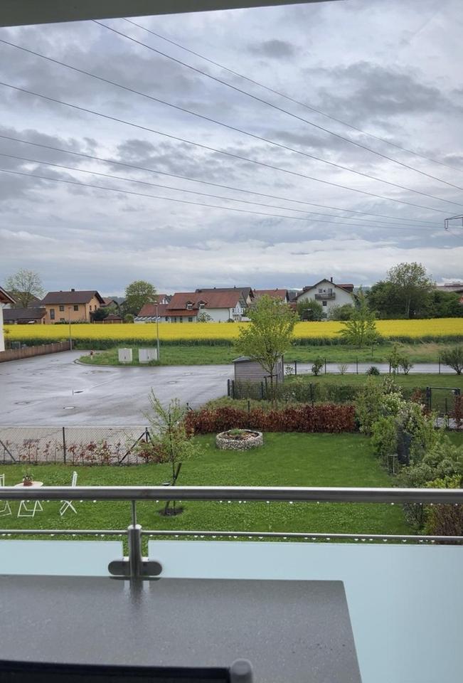 **provisionsfrei**: Neuwertige 3-Zimmer 100qm Maisonette in Unterneukirchen