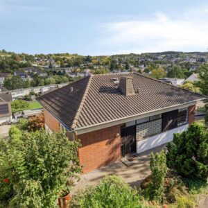 Haus in Höhenlage mit Baugrundstück & Ausbaupotenzial -Wachtberg-Niederbachem