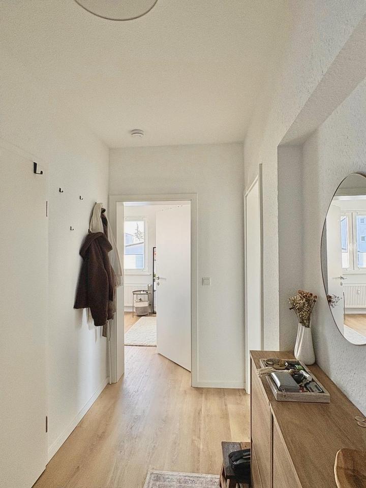 Moderne 3-ZKB-Wohnung mit Gartenzugang und schöner Raumaufteilung – Bild 9