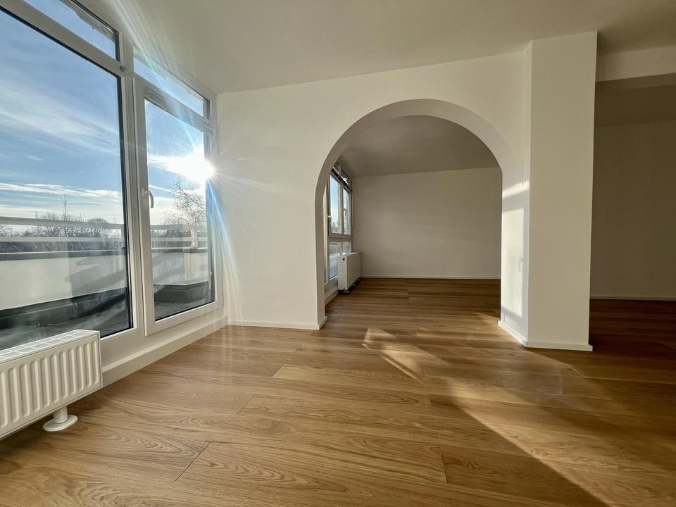 Sonniges Penthouse mit 3 traumhaften Terrassen | kernsaniert | provisionsfrei – Bild 10