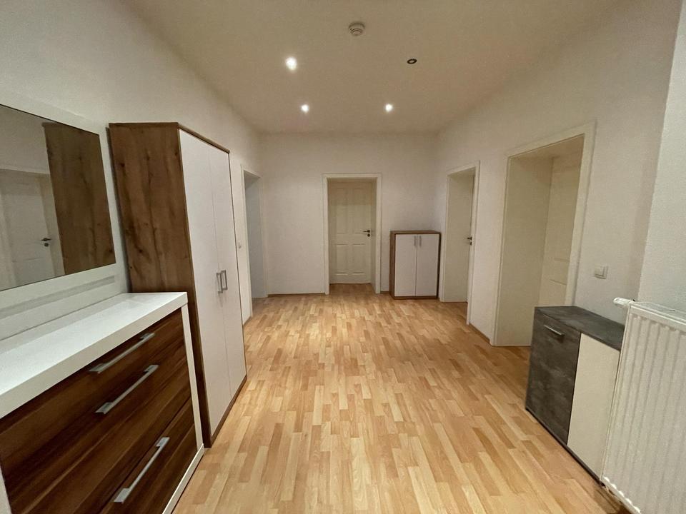 Tolle großzügige 2-Zi Wohnung in ruhiger Lage Sinsheim-Hilsbach – Bild 3