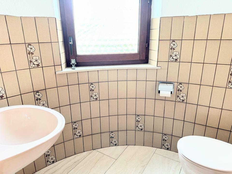 Repräsentatives 2-Familienhaus mit Ausbaupotential in begehrter Wohnlage – Bild 9