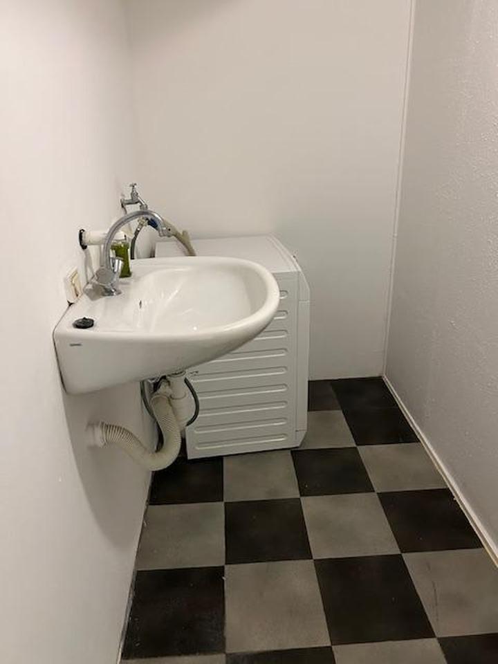 Möblierte Einliegerwohnung mit Gartennutzung und separatem Eingang sehr gute Ausstattung – Bild 34