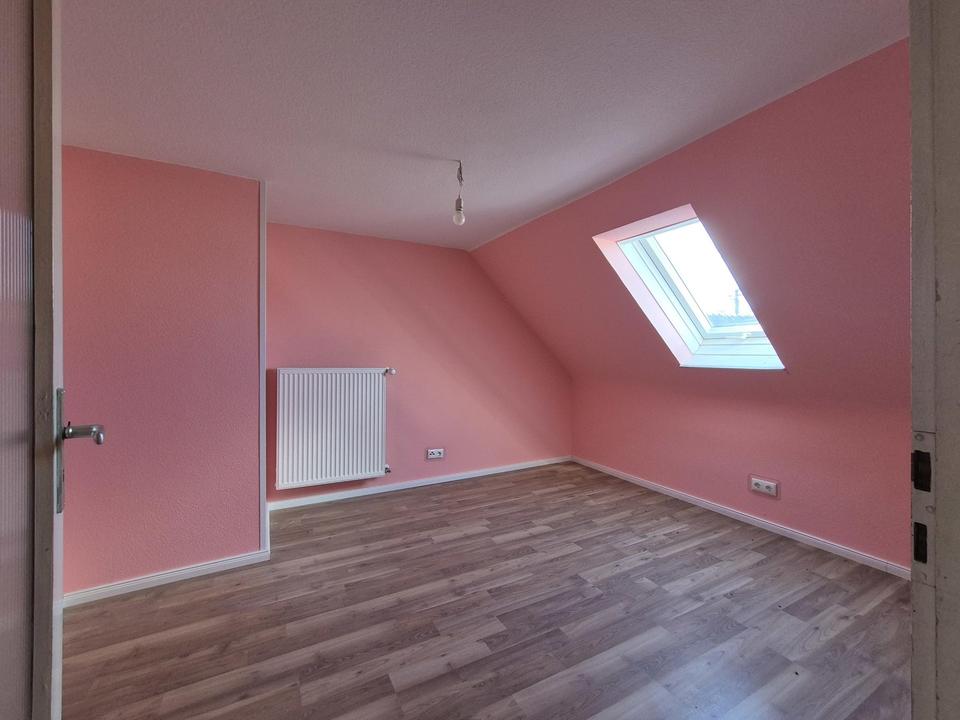 Charmantes Einfamilienhaus mit viel Platz und großem Grundstück in attraktiver Lage – Bild 15