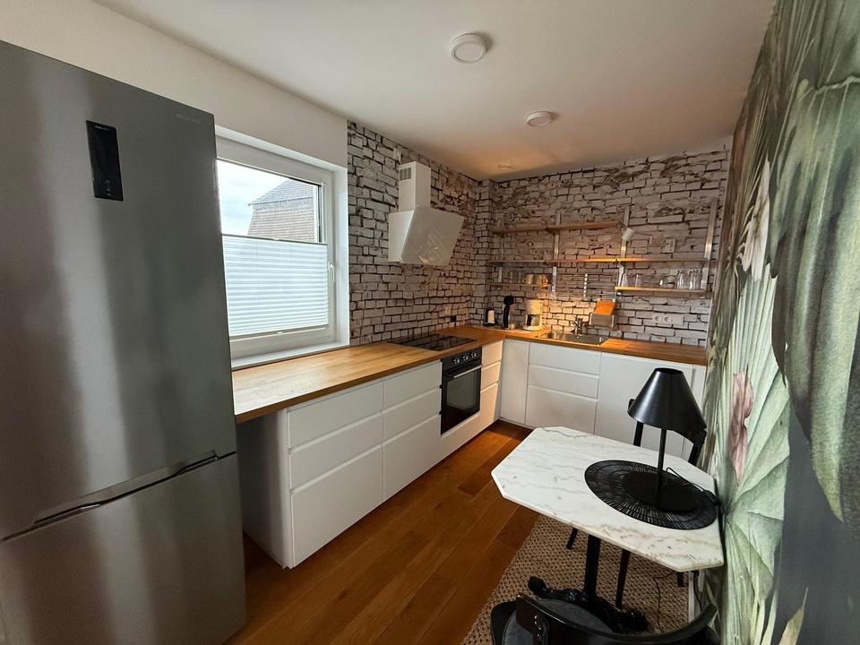 Moderne 2,5-Zimmer-Maisonette mit Balkon, Lift & Stellplatz – ruhige Lage nahe Schloss Alsbach – Bild 6