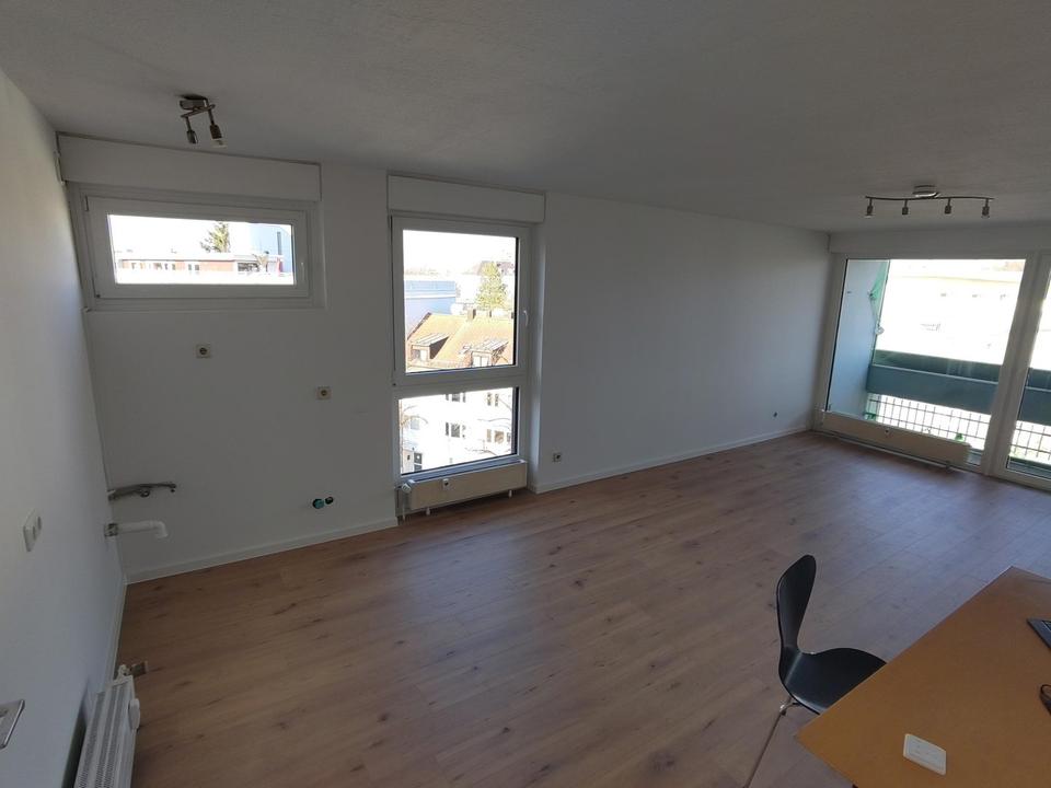 Stadtwohung 39 m² mit Luitpoldpark-Blick – 5. OG, Ostbalkon, neue Fenster, sofort verfügbar – Bild 16