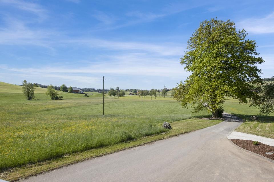 Besonderes Anwesen in Alleinlage mit Bergsicht – voll erschlossen, sofort rentabel, erweiterbar – Bild 18