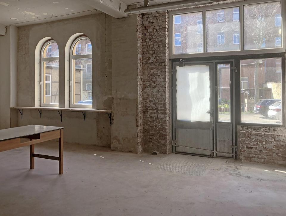 Werkstatt / Atelier / Studio im ruhigen Hinterhof – 131 m² zentral gelegen – Bild 2