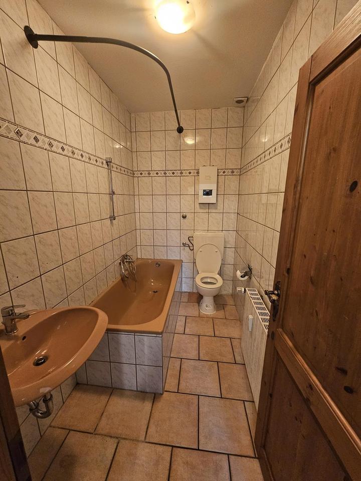 Lichtdurchflutetes 1-Zimmer-Apartment mit Loggia in Solingen-Ohligs – Bild 4