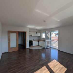 Zentral gelegene & bezugsfreie Eigentumswohnung mit TG-Stellplatz - PROVISIONSFREI!