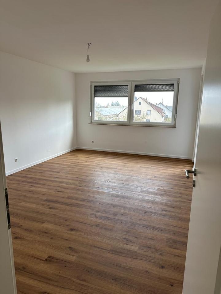 Großzügige 3,5-Zi-Wohnung mit Balkon & Aufzug – 89 m² – provisionsfrei – sofort frei