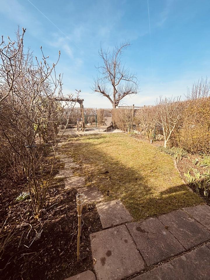 Provisionsfreies Reihenmittelhaus mit schönem eingewachsenem Garten – Bild 10