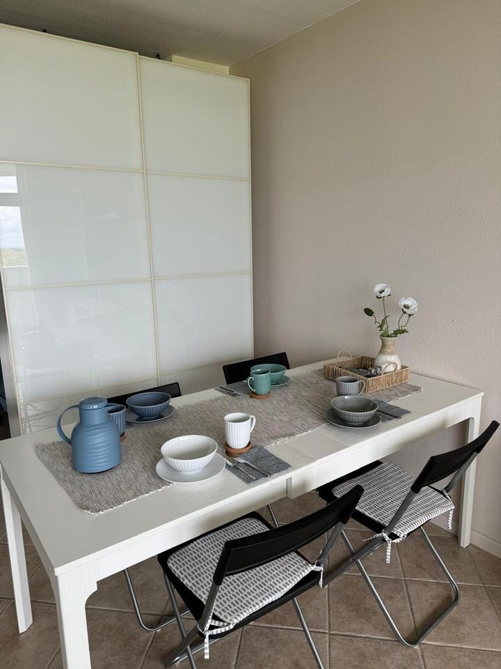 Möblierte 1-Zimmer-Wohnung im 10. Stock mit herrlicher Aussicht – Bild 8