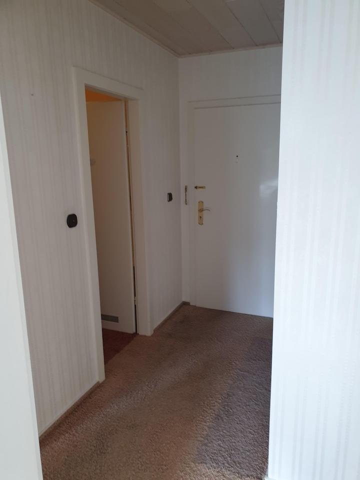 Geräumige und sonnige 3 Zimmer-Wohnung – Bild 12